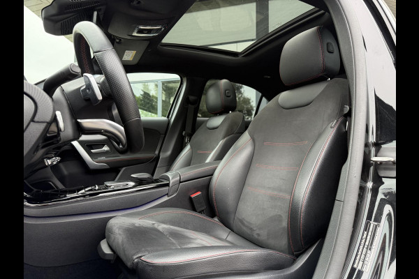 Mercedes-Benz A-Klasse 180d Aut. Business Sol. AMG | Panorama | Mood Light Sfeer | Burmester | Memory | Multi Beam | Full