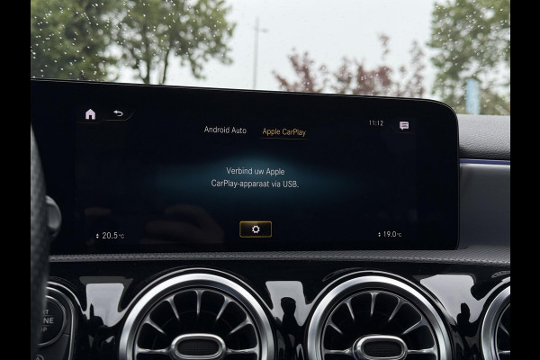 Mercedes-Benz A-Klasse 180d Aut. Business Sol. AMG | Panorama | Mood Light Sfeer | Burmester | Memory | Multi Beam | Full