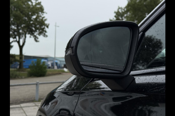 Mercedes-Benz A-Klasse 180d Aut. Business Sol. AMG | Panorama | Mood Light Sfeer | Burmester | Memory | Multi Beam | Full