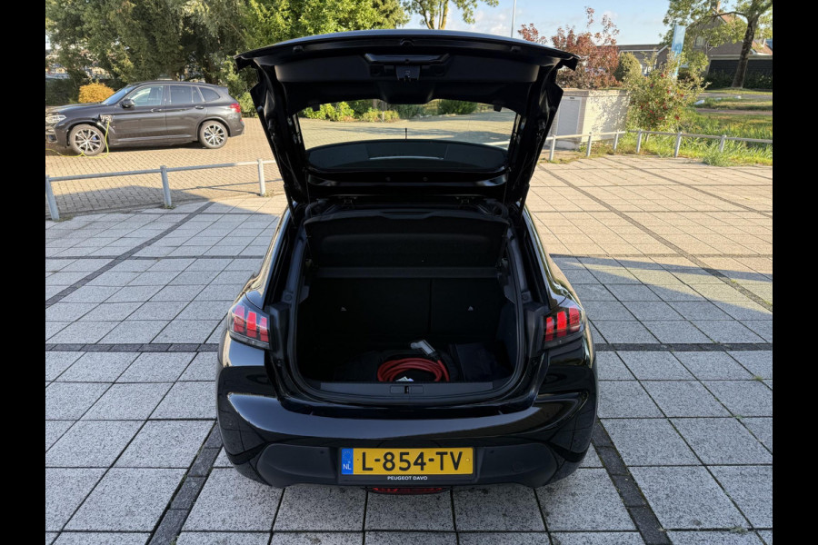 Peugeot e-208 EV Aut. Active Pack 50 kWh | Navi | Carplay | Stoel Verwarming | Cruise Control |