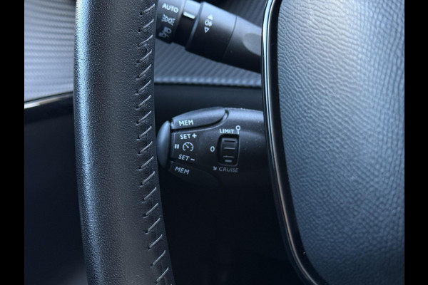 Peugeot e-208 EV Aut. Active Pack 50 kWh | Navi | Carplay | Stoel Verwarming | Cruise Control |