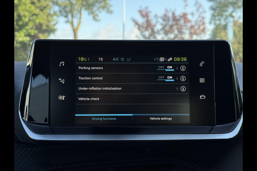 Peugeot e-208 EV Aut. Active Pack 50 kWh | Navi | Carplay | Stoel Verwarming | Cruise Control |