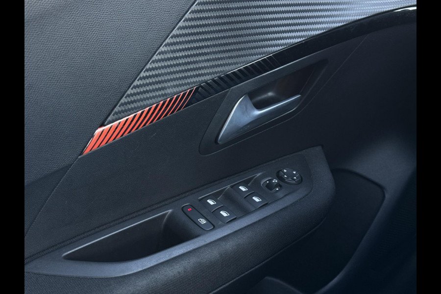 Peugeot e-208 EV Aut. Active Pack 50 kWh | Navi | Carplay | Stoel Verwarming | Cruise Control |
