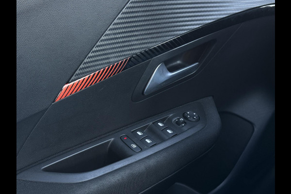 Peugeot e-208 EV Aut. Active Pack 50 kWh | Navi | Carplay | Stoel Verwarming | Cruise Control |