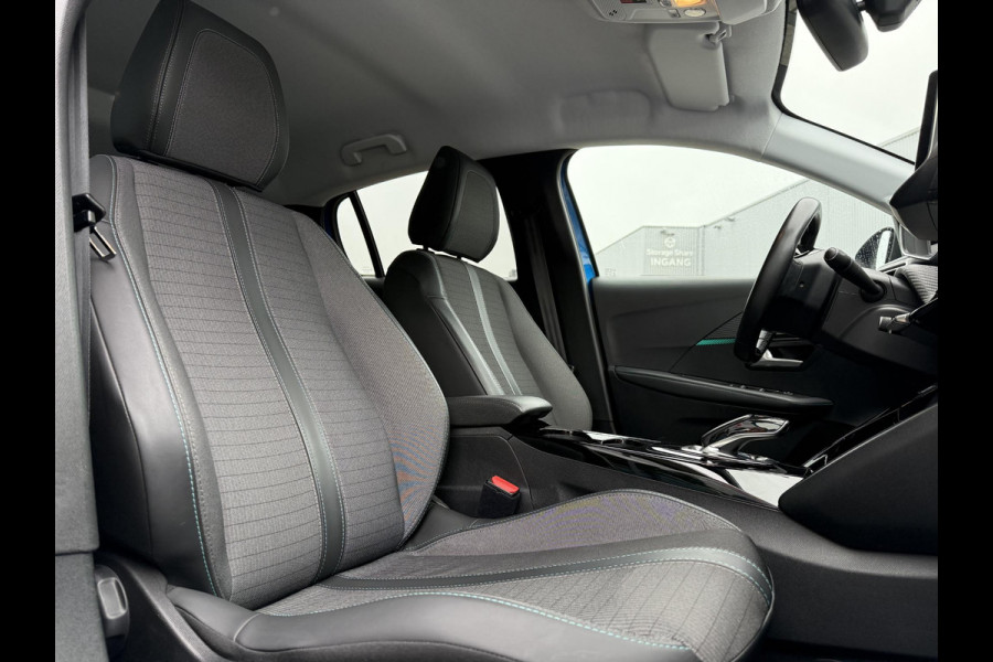 Peugeot e-208 EV Aut. Allure 50 kWh | Navi | Camera | Carplay |