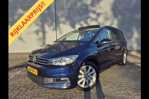 Volkswagen Touran 1.5 TSI Automaat Comfortline Business 7p LEd,Panorama,Nav/Camera Volkswagen Touran 1.5 TSI Automaat Comfortline Business 7p LEd,Panorama,Nav/Camera