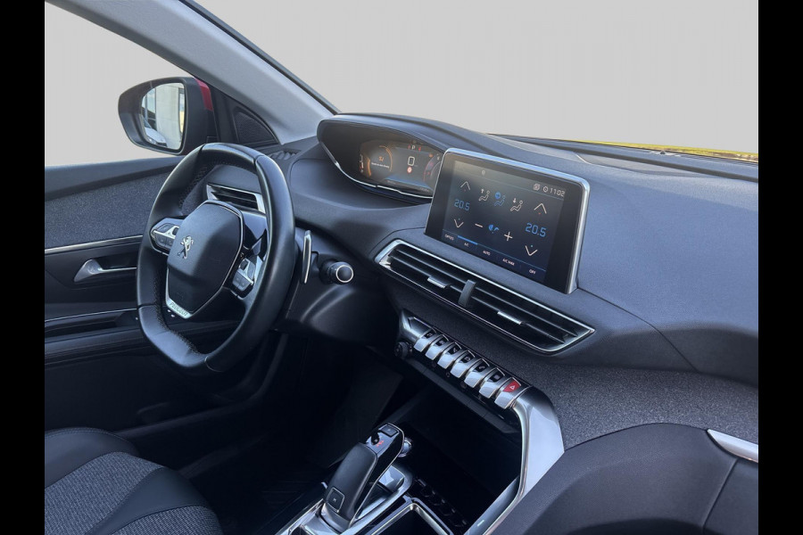 Peugeot 3008 1.2 PureTech Blue Lease Premium  | automaat | navigatie | 19" velgen | trekhaak | nieuwe distributieriem Peugeot 3008 1.2 PureTech Blue Lease Premium  | automaat | navigatie | 19" velgen | trekhaak | nieuwe distributieriem