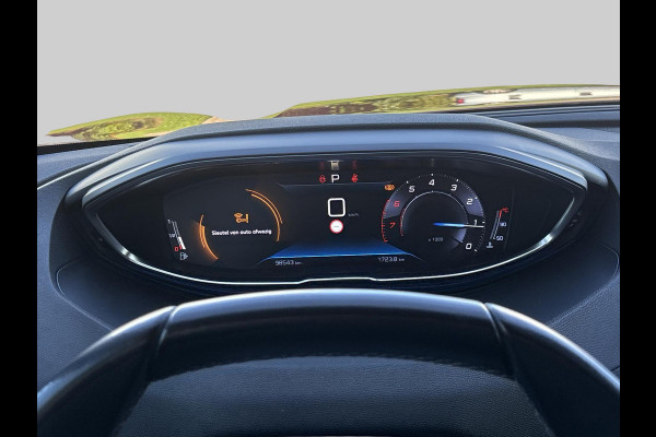 Peugeot 3008 1.2 PureTech Blue Lease Premium  | automaat | navigatie | 19" velgen | trekhaak | nieuwe distributieriem Peugeot 3008 1.2 PureTech Blue Lease Premium  | automaat | navigatie | 19" velgen | trekhaak | nieuwe distributieriem