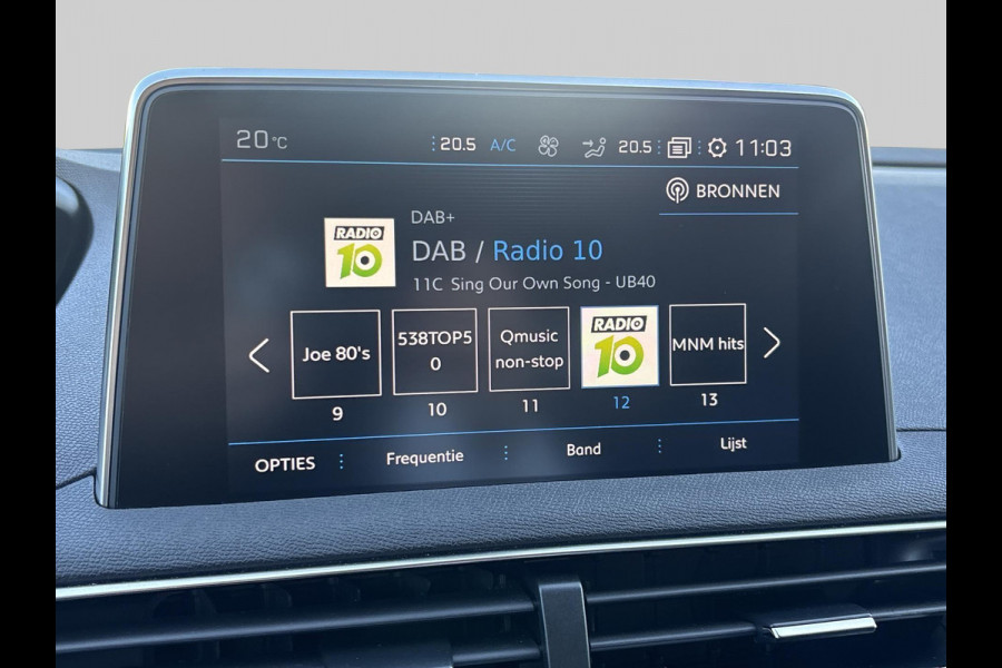 Peugeot 3008 1.2 PureTech Blue Lease Premium  | automaat | navigatie | 19" velgen | trekhaak | nieuwe distributieriem Peugeot 3008 1.2 PureTech Blue Lease Premium  | automaat | navigatie | 19" velgen | trekhaak | nieuwe distributieriem