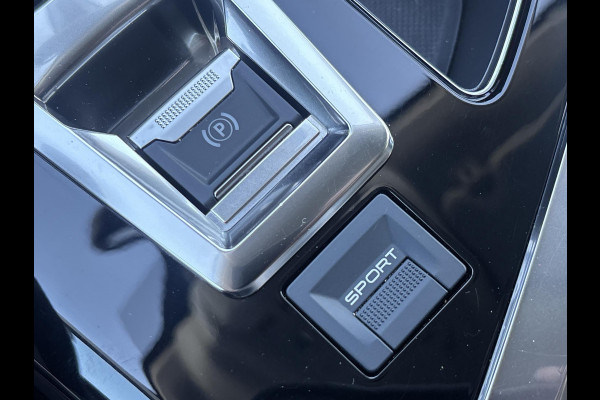 Peugeot 3008 1.2 PureTech Blue Lease Premium  | automaat | navigatie | 19" velgen | trekhaak | nieuwe distributieriem Peugeot 3008 1.2 PureTech Blue Lease Premium  | automaat | navigatie | 19" velgen | trekhaak | nieuwe distributieriem