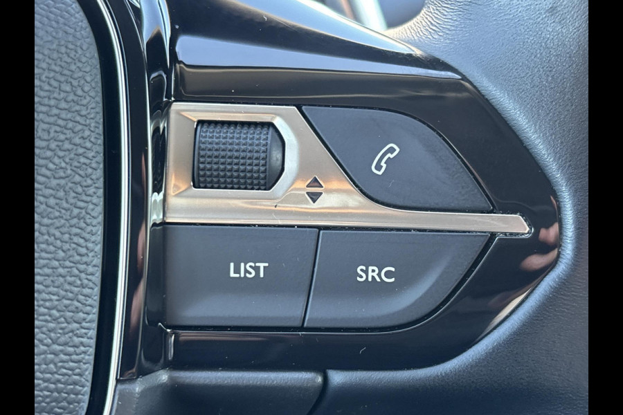 Peugeot 3008 1.2 PureTech Blue Lease Premium  | automaat | navigatie | 19" velgen | trekhaak | nieuwe distributieriem Peugeot 3008 1.2 PureTech Blue Lease Premium  | automaat | navigatie | 19" velgen | trekhaak | nieuwe distributieriem