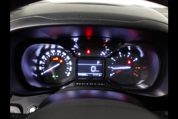 Citroën Berlingo 130PK Automaat L2 Navigatie Apple carplay/ Android Auto Cruise control Trekhaak parkeersensoren 3-Zits Euro6 Citroën Berlingo 130PK Automaat L2 Navigatie Apple carplay/ Android Auto Cruise control Trekhaak parkeersensoren 3-Zits Euro6