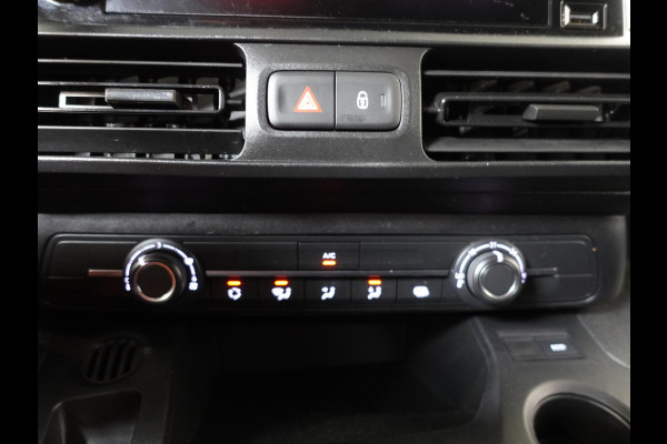 Citroën Berlingo 130PK Automaat L2 Navigatie Apple carplay/ Android Auto Cruise control Trekhaak parkeersensoren 3-Zits Euro6 Citroën Berlingo 130PK Automaat L2 Navigatie Apple carplay/ Android Auto Cruise control Trekhaak parkeersensoren 3-Zits Euro6