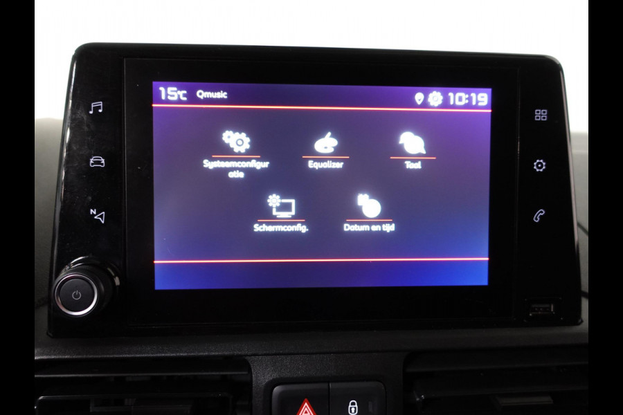 Citroën Berlingo 130PK Automaat L2 Navigatie Apple carplay/ Android Auto Cruise control Trekhaak parkeersensoren 3-Zits Euro6 Citroën Berlingo 130PK Automaat L2 Navigatie Apple carplay/ Android Auto Cruise control Trekhaak parkeersensoren 3-Zits Euro6