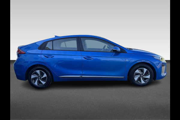 Hyundai IONIQ 1.6 GDi i-Motion  | adaptive cruise control | climate control  | achteruitrijcamera | DAB | Hyundai IONIQ 1.6 GDi i-Motion  | adaptive cruise control | climate control  | achteruitrijcamera | DAB |