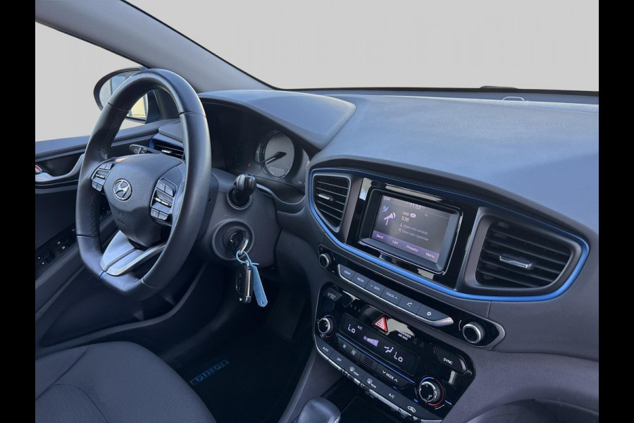 Hyundai IONIQ 1.6 GDi i-Motion  | adaptive cruise control | climate control  | achteruitrijcamera | DAB | Hyundai IONIQ 1.6 GDi i-Motion  | adaptive cruise control | climate control  | achteruitrijcamera | DAB |