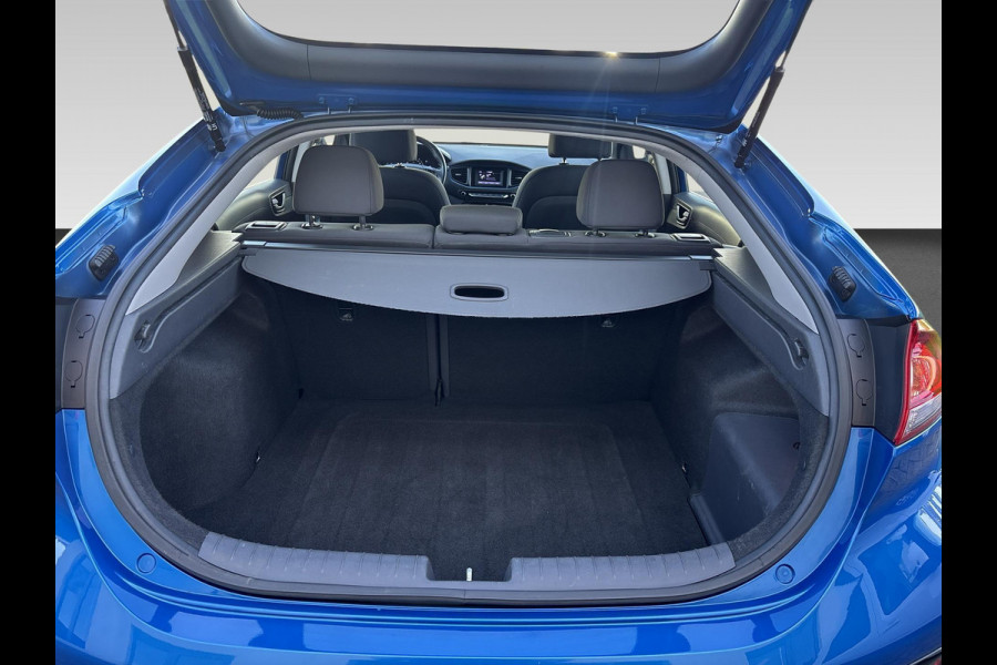 Hyundai IONIQ 1.6 GDi i-Motion  | adaptive cruise control | climate control  | achteruitrijcamera | DAB | Hyundai IONIQ 1.6 GDi i-Motion  | adaptive cruise control | climate control  | achteruitrijcamera | DAB |