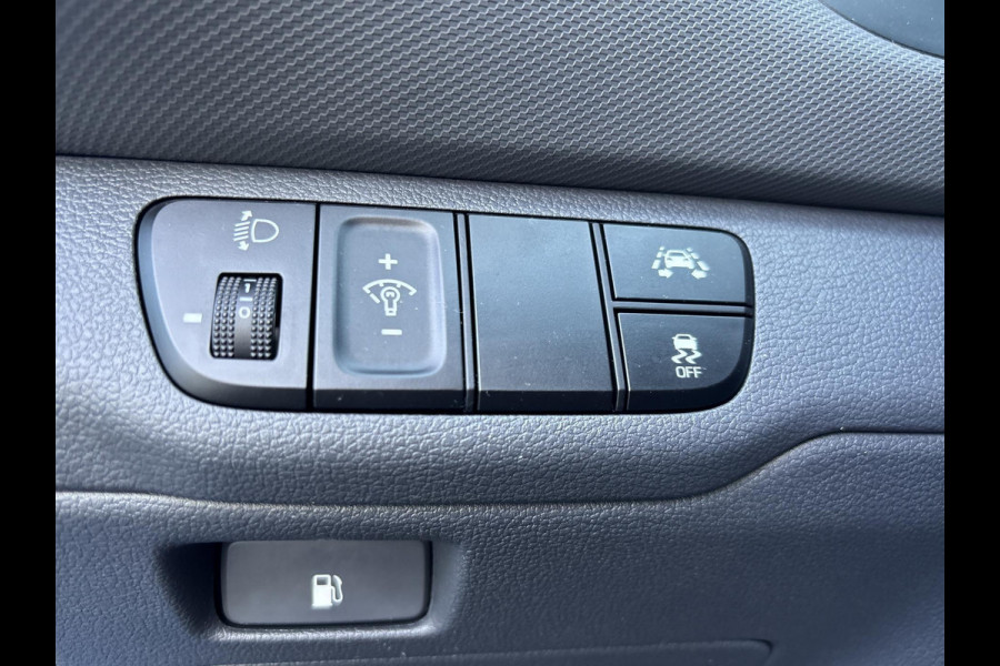Hyundai IONIQ 1.6 GDi i-Motion  | adaptive cruise control | climate control  | achteruitrijcamera | DAB | Hyundai IONIQ 1.6 GDi i-Motion  | adaptive cruise control | climate control  | achteruitrijcamera | DAB |
