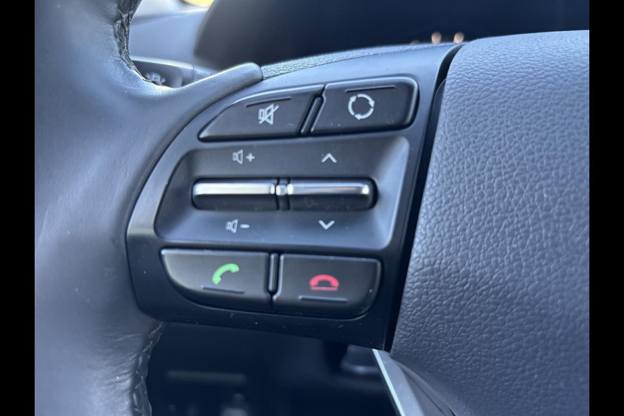 Hyundai IONIQ 1.6 GDi i-Motion  | adaptive cruise control | climate control  | achteruitrijcamera | DAB | Hyundai IONIQ 1.6 GDi i-Motion  | adaptive cruise control | climate control  | achteruitrijcamera | DAB |