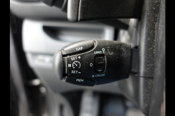 Citroën Jumpy 122pk Automaat XL L3H1 Sport Edition Trekhaak Navigatie 360 Camera Cruise control Standkachel Parkeersensoren LED Citroën Jumpy 122pk Automaat XL L3H1 Sport Edition Trekhaak Navigatie 360 Camera Cruise control Standkachel Parkeersensoren LED