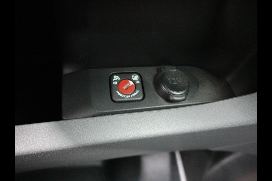 Citroën Jumpy 122pk Automaat XL L3H1 Sport Edition Trekhaak Navigatie 360 Camera Cruise control Standkachel Parkeersensoren LED Citroën Jumpy 122pk Automaat XL L3H1 Sport Edition Trekhaak Navigatie 360 Camera Cruise control Standkachel Parkeersensoren LED