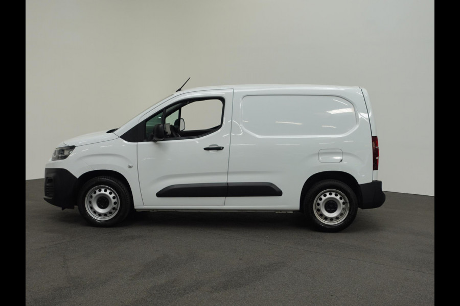 Citroën Berlingo 130pk Automaat Apple Carplay Cruise control Parkeersensoren 3-zits Airco Euro6 Citroën Berlingo 130pk Automaat Apple Carplay Cruise control Parkeersensoren 3-zits Airco Euro6