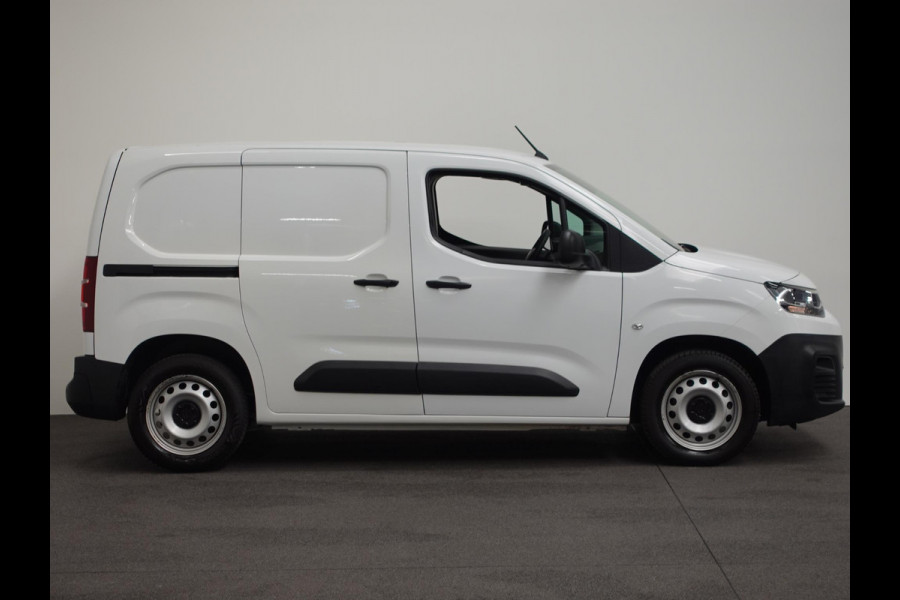 Citroën Berlingo 130pk Automaat Apple Carplay Cruise control Parkeersensoren 3-zits Airco Euro6 Citroën Berlingo 130pk Automaat Apple Carplay Cruise control Parkeersensoren 3-zits Airco Euro6