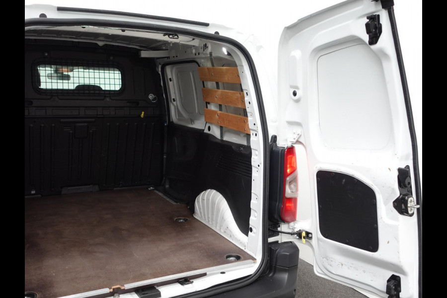 Citroën Berlingo 130pk Automaat Apple Carplay Cruise control Parkeersensoren 3-zits Airco Euro6 Citroën Berlingo 130pk Automaat Apple Carplay Cruise control Parkeersensoren 3-zits Airco Euro6