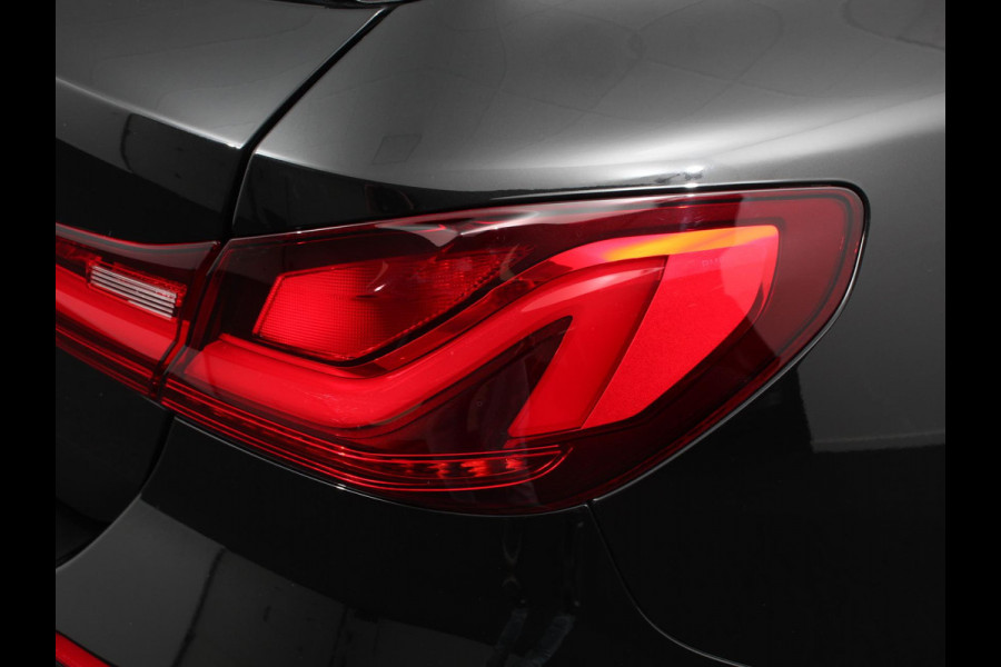 BMW 1-serie 118i Automaat Sportline Business Edition DEMO! Climate control Navigatie Cruise control LED Parkeersensor achter Apple Carplay/ Android Auto