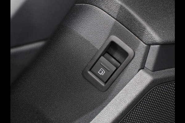 Audi A3 Sportback 40 TFSI e PHEV 204pk Advanced S Tronic | Panorama dak | Climate control | Adaptive cruise control | LED | Parkeersensoren | Keyless | Navigatie | Verwarmde voorstoelen | Apple Carplay/ Android Auto