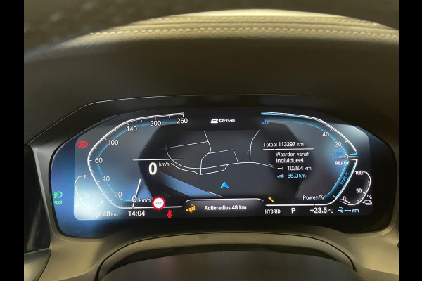 BMW 3 Serie Touring 320e M-Sport Aut-8 Panoramadak Adaptive M-Technic Chassis LED Navi Cruise Control PDC VA 19" LM Velgen Shadowline