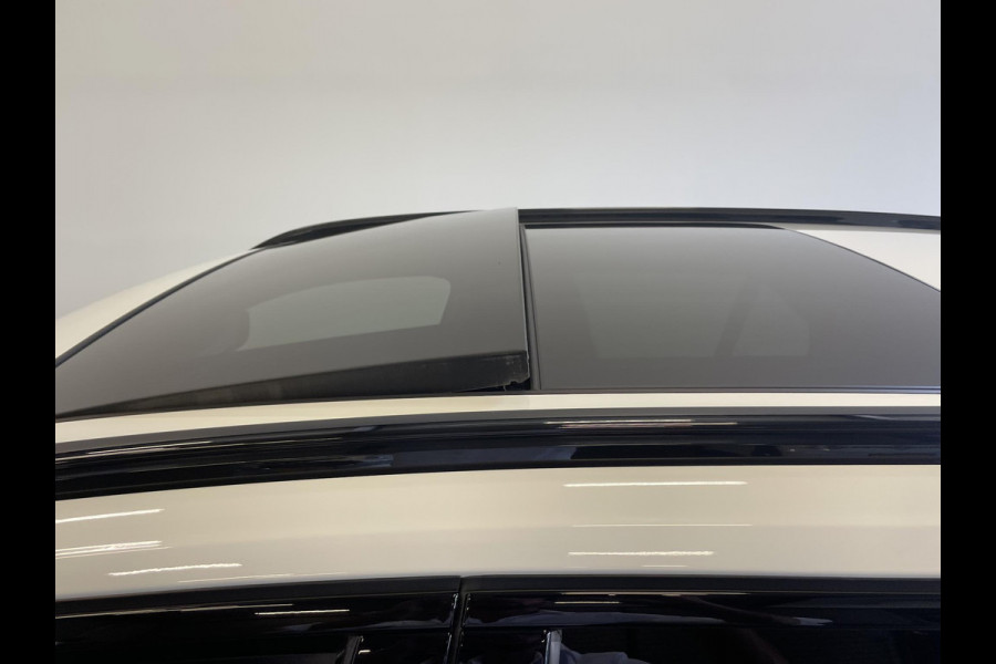 BMW 3 Serie Touring 320e M-Sport Aut-8 Panoramadak Adaptive M-Technic Chassis LED Navi Cruise Control PDC VA 19" LM Velgen Shadowline