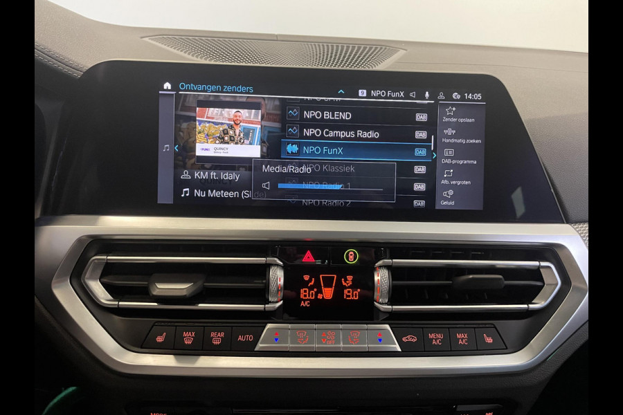 BMW 3 Serie Touring 320e M-Sport Aut-8 Panoramadak Adaptive M-Technic Chassis LED Navi Cruise Control PDC VA 19" LM Velgen Shadowline