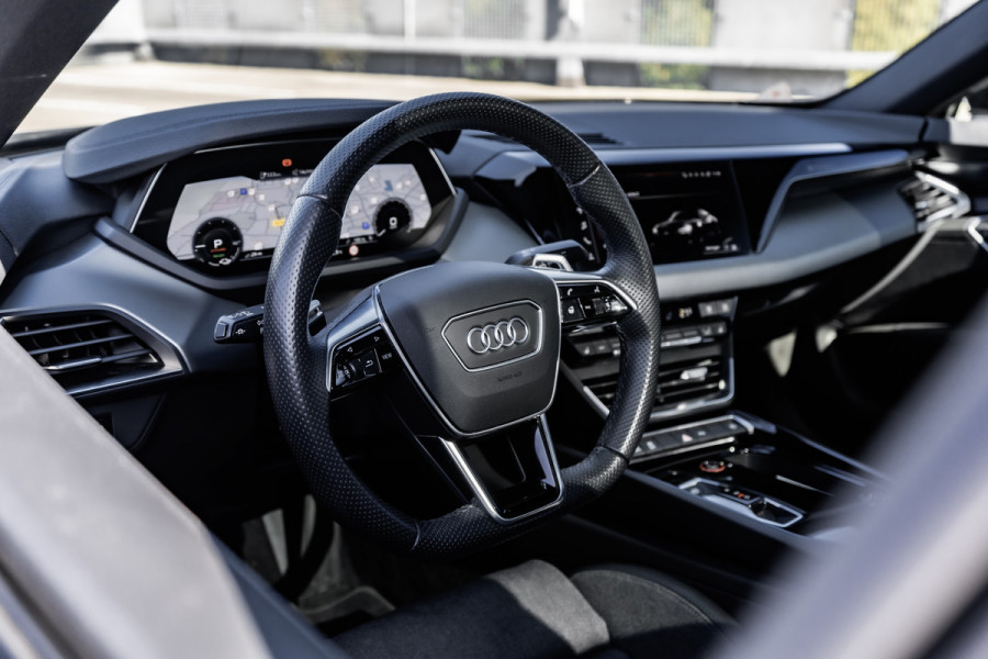 Audi e-tron GT GT 93 kWh | Orgineel NL auto | Adaptive Luchtvering | Matrix Beam | Audi MMI