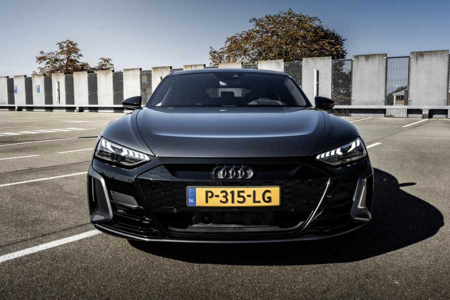 Audi e-tron GT GT 93 kWh | Orgineel NL auto | Adaptive Luchtvering | Matrix Beam | Audi MMI