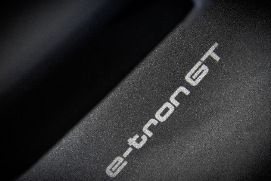 Audi e-tron GT GT 93 kWh | Orgineel NL auto | Adaptive Luchtvering | Matrix Beam | Audi MMI