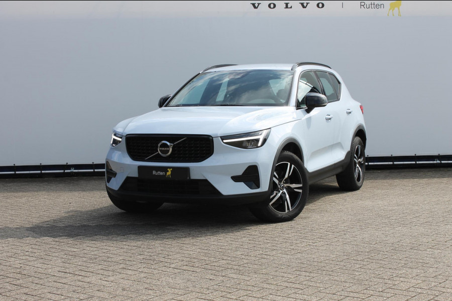 Volvo XC40 B4 211PK Automaat Plus Dark Google Infotainment / Verwarmbare voorruit / Semi elektrisch wegklapbare trekhaak / Elektrisch verstelbare voorstoelen met geheugen op de bestuurdersstoel
