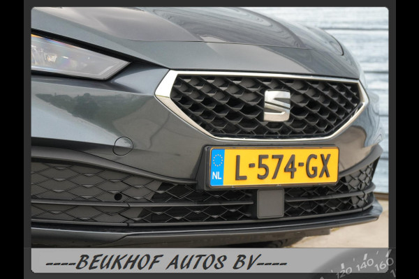 Seat Leon 1.0 TSI Style Business Intense Trekhaak Carplay