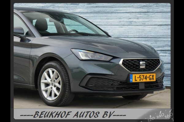 Seat Leon 1.0 TSI Style Business Intense Trekhaak Carplay