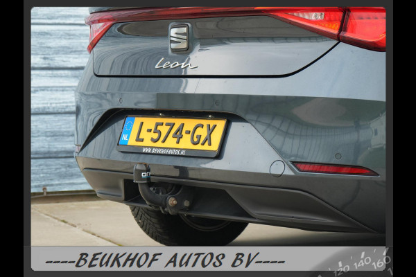 Seat Leon 1.0 TSI Style Business Intense Trekhaak Carplay
