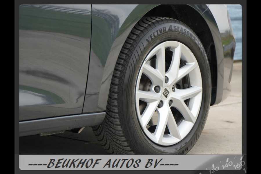 Seat Leon 1.0 TSI Style Business Intense Trekhaak Carplay