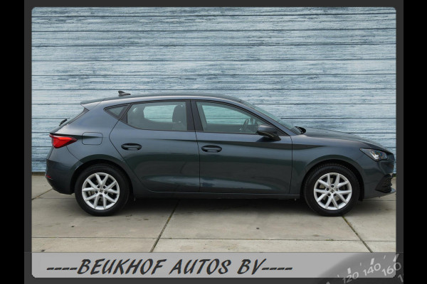 Seat Leon 1.0 TSI Style Business Intense Trekhaak Carplay