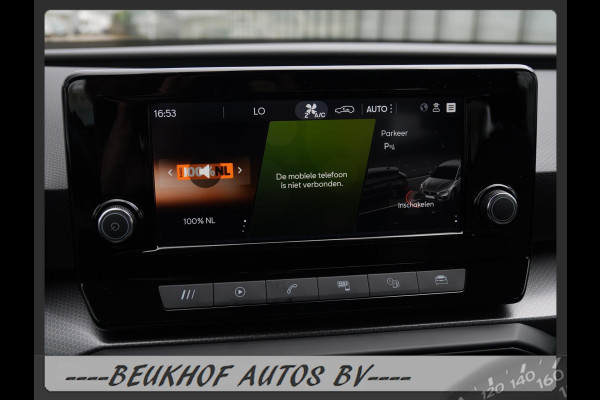 Seat Leon 1.0 TSI Style Business Intense Trekhaak Carplay