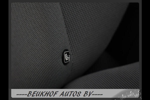 Seat Leon 1.0 TSI Style Business Intense Trekhaak Carplay