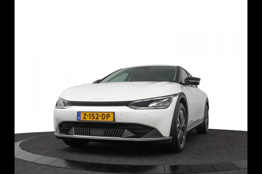 Kia Ev6 Light Edition 58 kWh - Stoel-/ Stuurverwarming - Carplay/Android Auto - Camera - Fabrieksgarantie tot 03-2031 . Kia Ev6 Light Edition 58 kWh - Stoel-/ Stuurverwarming - Carplay/Android Auto - Camera - Fabrieksgarantie tot 03-2031 .