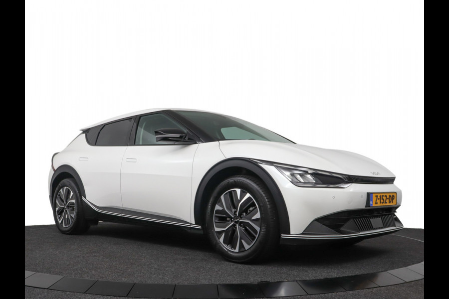 Kia Ev6 Light Edition 58 kWh - Stoel-/ Stuurverwarming - Carplay/Android Auto - Camera - Fabrieksgarantie tot 03-2031 . Kia Ev6 Light Edition 58 kWh - Stoel-/ Stuurverwarming - Carplay/Android Auto - Camera - Fabrieksgarantie tot 03-2031 .