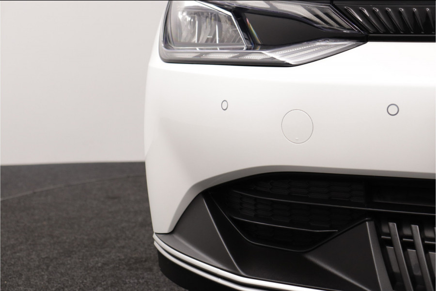 Kia Ev6 Light Edition 58 kWh - Stoel-/ Stuurverwarming - Carplay/Android Auto - Camera - Fabrieksgarantie tot 03-2031 . Kia Ev6 Light Edition 58 kWh - Stoel-/ Stuurverwarming - Carplay/Android Auto - Camera - Fabrieksgarantie tot 03-2031 .