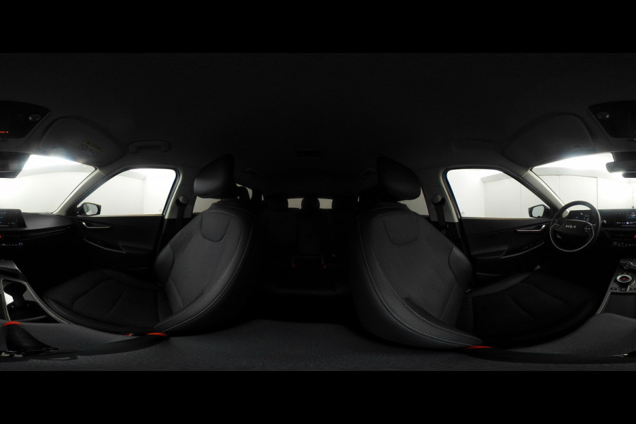 Kia Ev6 Light Edition 58 kWh - Stoel-/ Stuurverwarming - Carplay/Android Auto - Camera - Fabrieksgarantie tot 03-2031 . Kia Ev6 Light Edition 58 kWh - Stoel-/ Stuurverwarming - Carplay/Android Auto - Camera - Fabrieksgarantie tot 03-2031 .