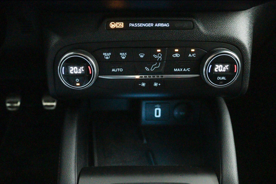 Ford Focus 1.0 EcoBoost Hybrid ST Line*ECC*CRUISE*NAVI*CAM*