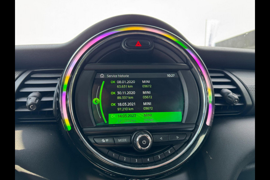 MINI Mini 1.5 Cooper Panorama Navigatie PDC 5 deurs Leer 136 PK MINI Mini 1.5 Cooper Panorama Navigatie PDC 5 deurs Leer 136 PK